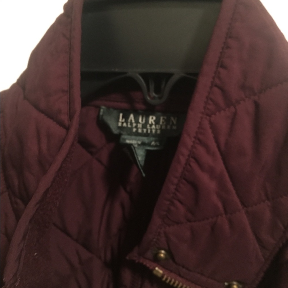 Vest - Picture 2 of 4
